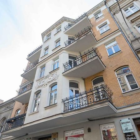 Apartament W Centrum Poznania Old Town Buitenkant foto